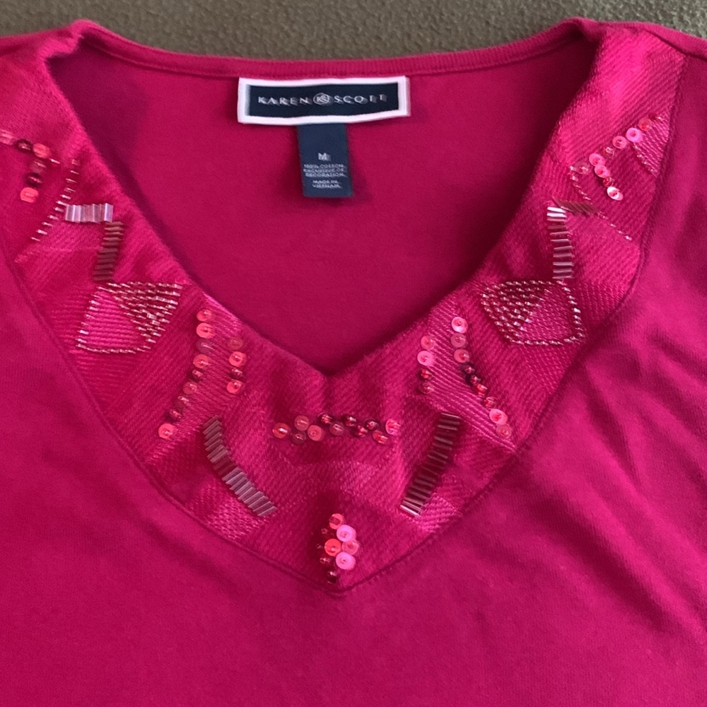 Karen Scott fushia, 3/4 length sleeves, v-neck sequined pullover top. Size M - Picture 3 of 5